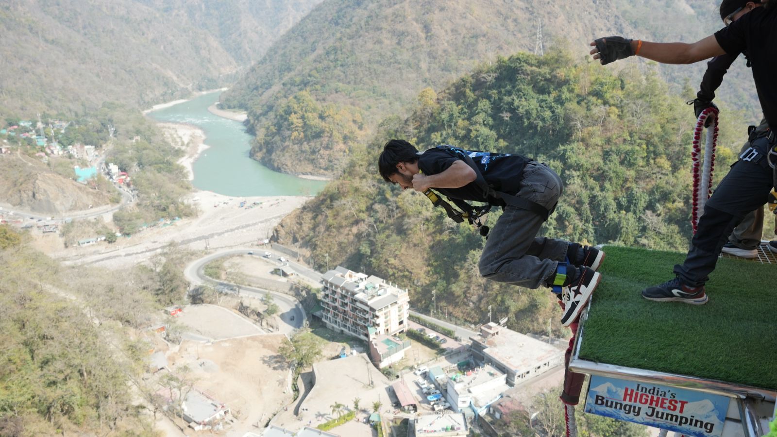 Experience the thrill of a lifetime